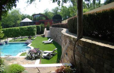 Stonewalls By George