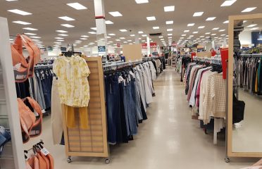 Mega Marshall’s Plaza