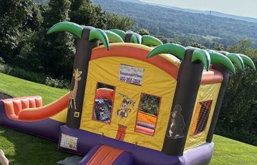 BouncehousesByBaconLLC