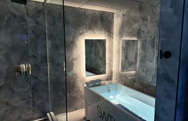 SweatHouz Westport Contrast Therapy Studio
