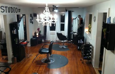 STUDIO 17 HAIR SALON
