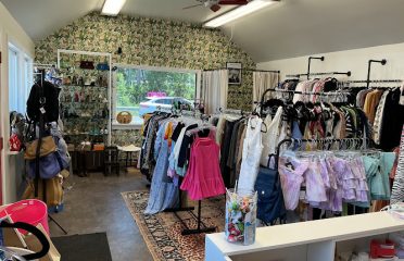 ReLuxe Women’s and Children’s Consignment Boutique