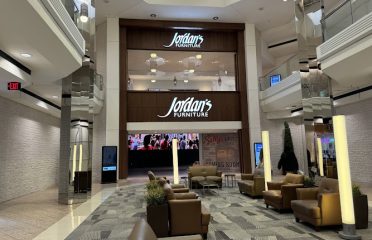 Jordan’s Furniture Farmington, CT