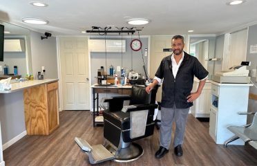 Omar’s Barber Shop