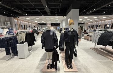 JACK & JONES