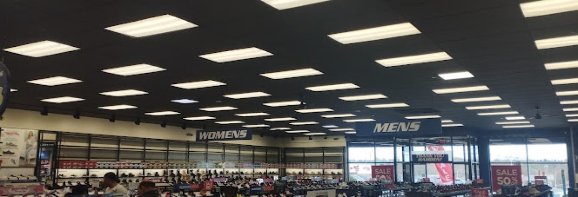SKECHERS Warehouse Outlet