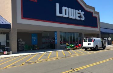Lowe’s Garden Center