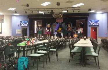 Chuck E. Cheese