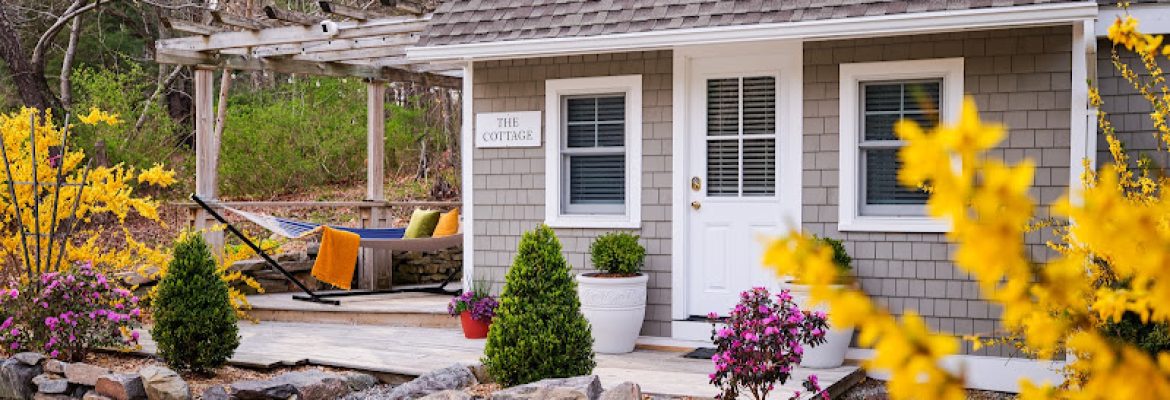 Abbey’s Lantern Hill Inn