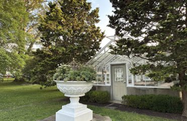 Ballard Greenhouse
