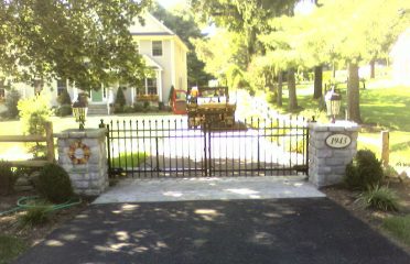D & M Fence