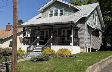 Joel Grossman REALTOR Certified Residential Specialist Licensed in CT REB 0790799