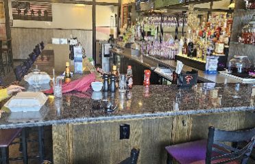 Oscar’s All American Grill