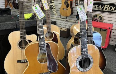 Ron’s Guitars