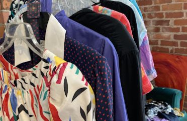 Three Graces Vintage