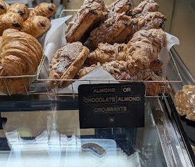 le Bánh Patisserie – Local Organic Bakery