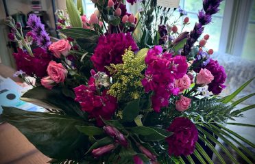 Jewett City Florist & Greenhouse