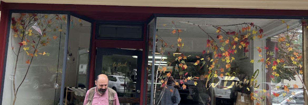 le Bánh Patisserie – Local Organic Bakery