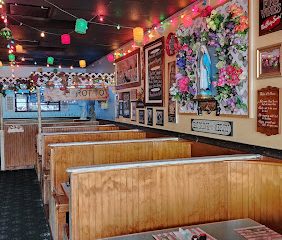 Vinny’s Backyard Restaurant and Bar