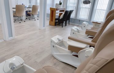 Envy nails and spa