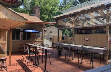 Dawg House Bar & Grill