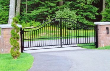 Royal Fence LLC