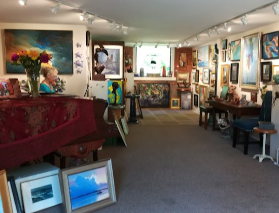 Courtyard Gallery, Fine Art