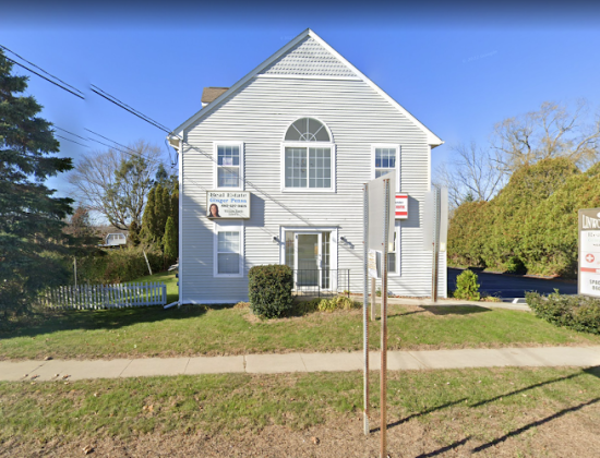 William Raveis Real Estate – Colchester