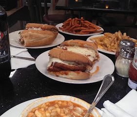 Nikki & Frankie’s