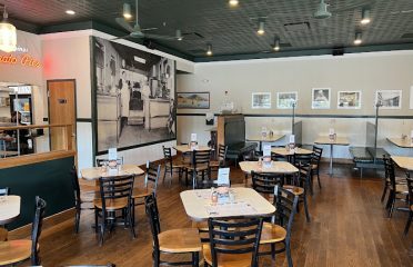 Frank Pepe Pizzeria Napoletana