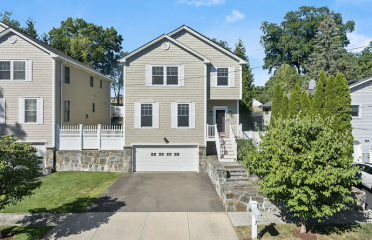 Shoshana Snyder, Homes by Shoshana at William Raveis Real Estate