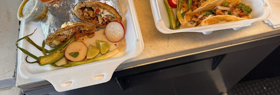 Azteca food truck