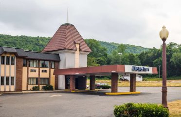Days Inn by Wyndham Berlin Meriden
