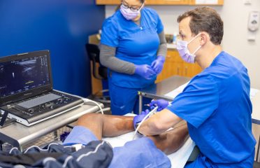 Center for Vein Restoration | Dr. Brian Baxt