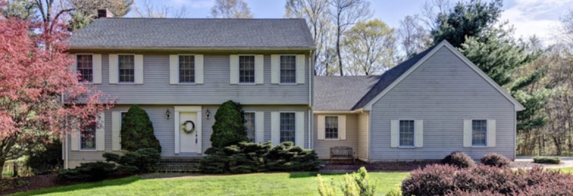Larry Kristoff With Senna Realty Group