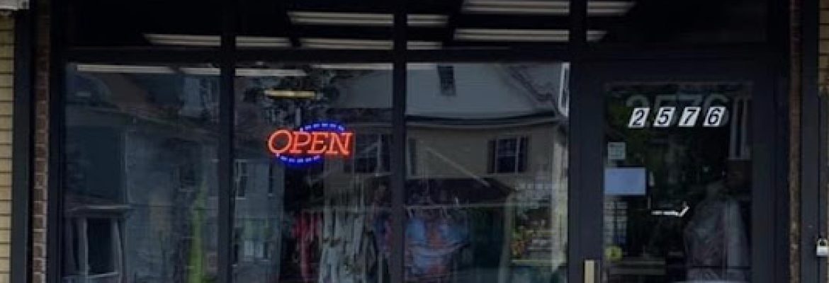 Tee’s Boutique