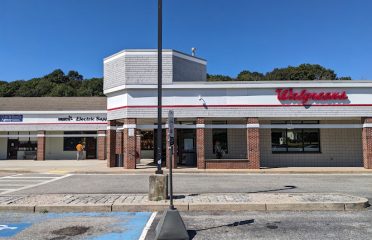 PAWCATUCK SHOPPING CENTER