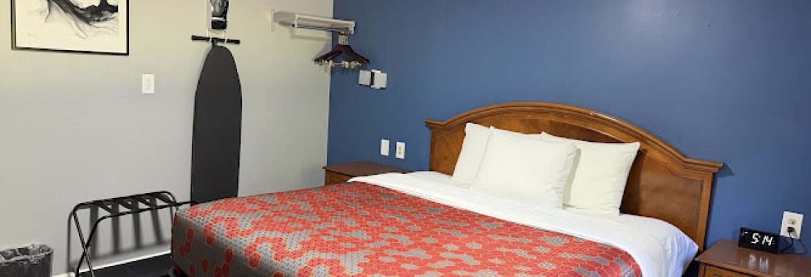 Chaplin Inn & Suites