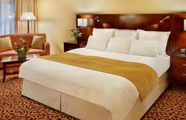 Trumbull Marriott Shelton