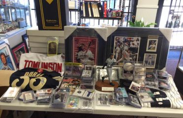 IDeal Cards and Memorabilia