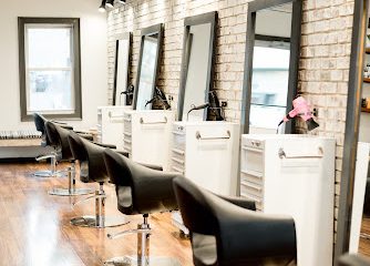 Whip Salon Newtown