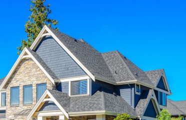 LA ROOFING LLC