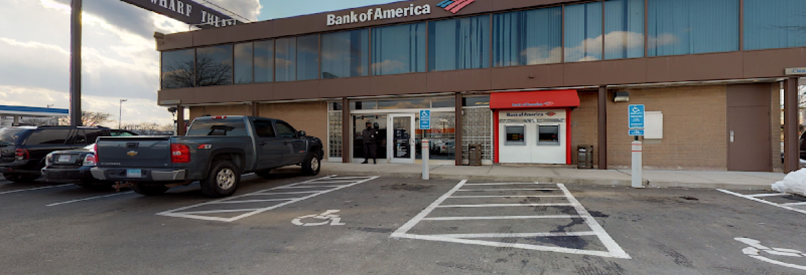 Bank of America (with Drive-thru services)