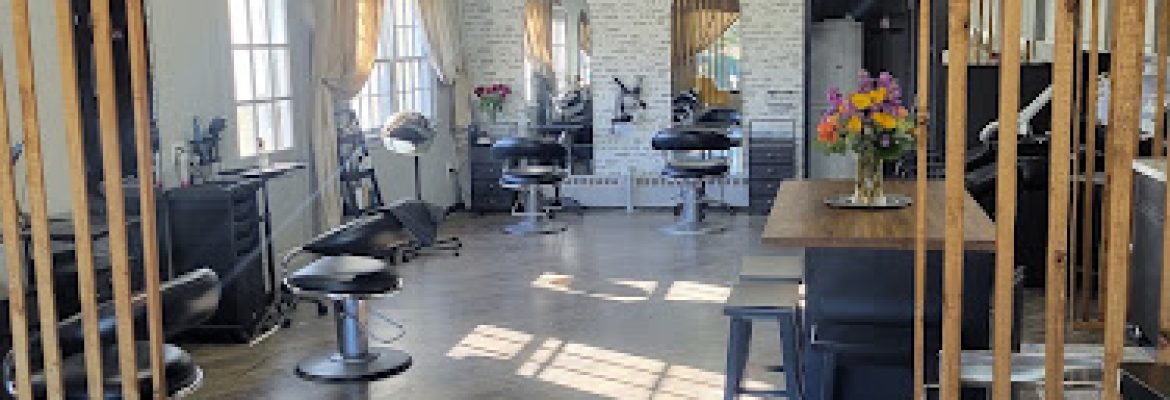 Apriola Salon