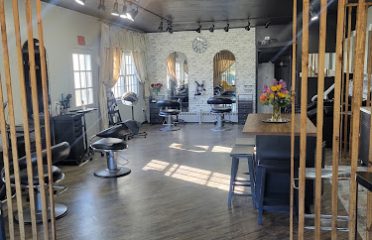 Apriola Salon