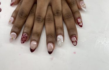noah nails