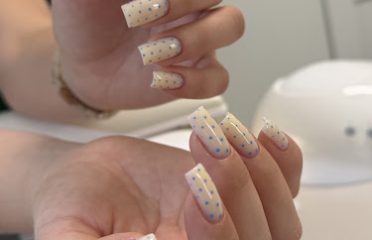 European Nail Studio