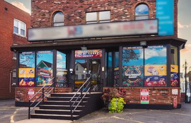 Sabores De Mi Tierra | Colombian Bakery