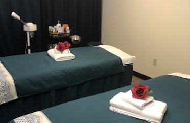 Panda Clover Massage Therapy