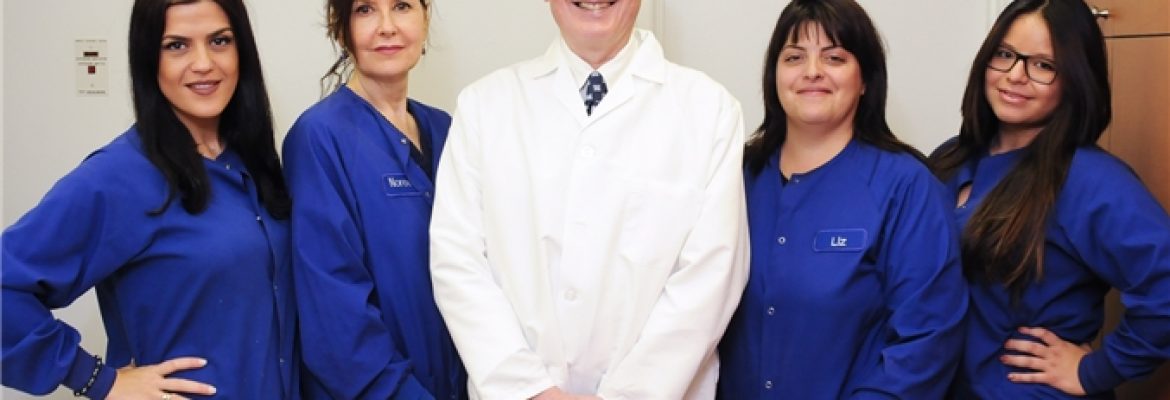 Danbury Smiles – George L Landress, DDS, MAGD